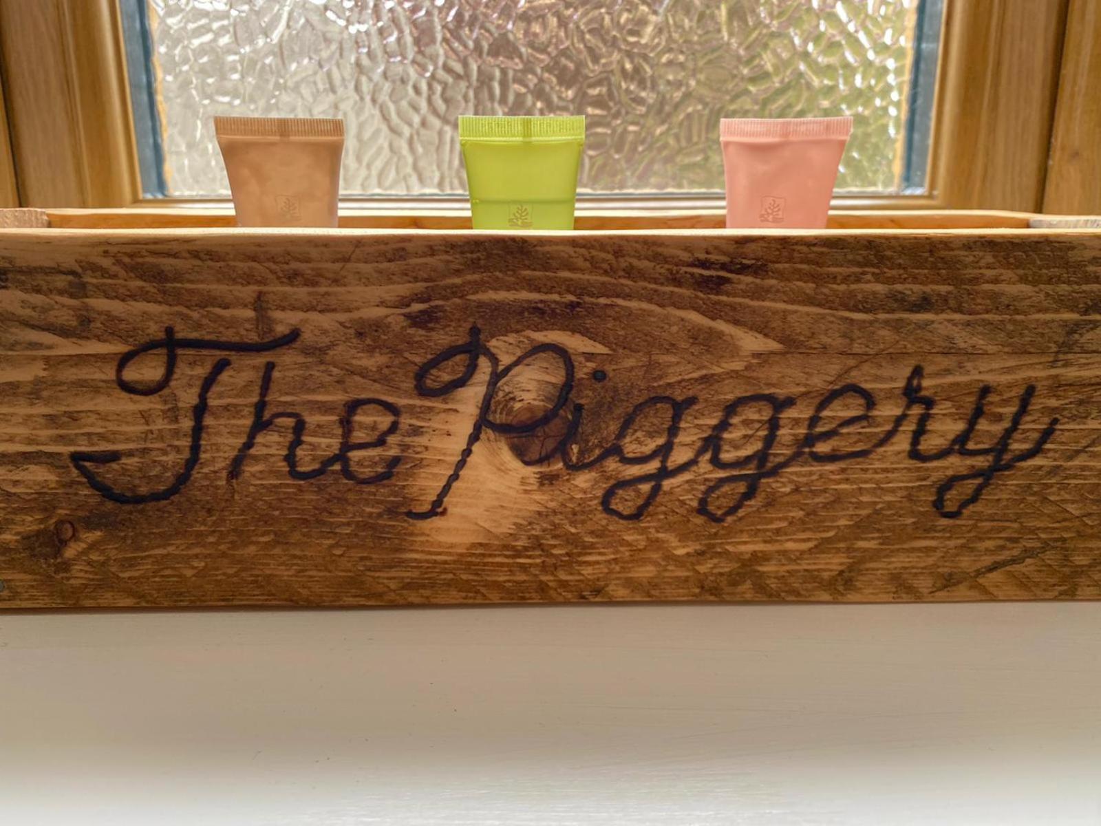 The Piggery At The Cottage วูล ภายนอก รูปภาพ